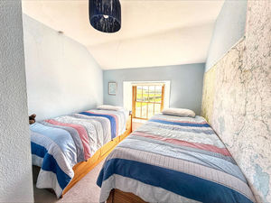 Photo 12- click for photo gallery